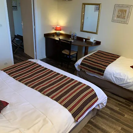 Hotel Logis Les Nymphéas Chaufour-lès-Bonnières