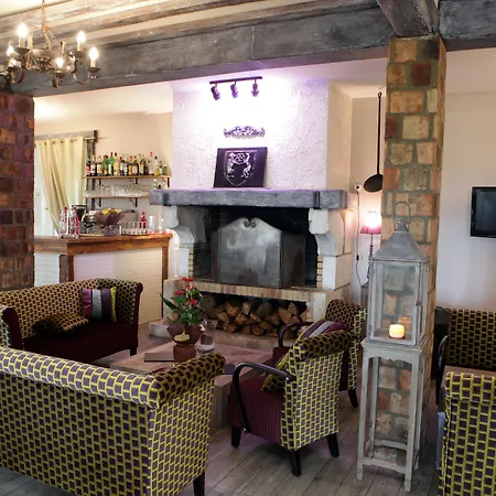 Hotel Logis Les Nymphéas Chaufour-lès-Bonnières