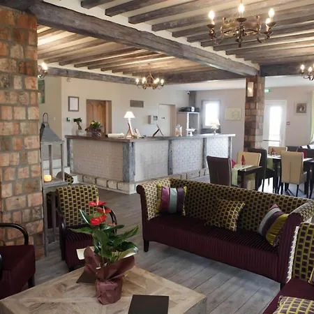 Hotel Logis Les Nympheas