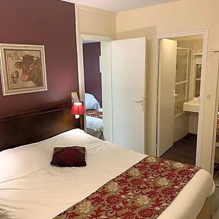 Отель Logis Les Nympheas