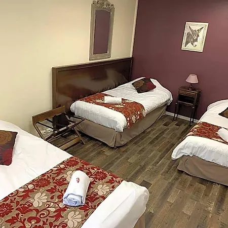 Hotel Logis Les Nymphéas 2*