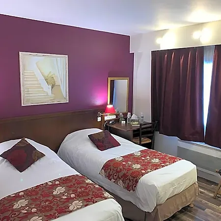 فندق Logis Les Nympheas Chaufour-lès-Bonnières