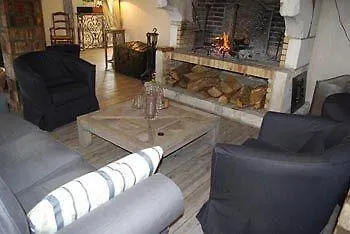 Hotel Logis Les Nymphéas 2*