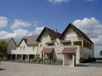 Logis Les Nymphéas 2*